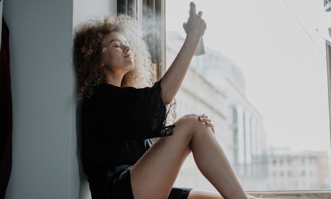 How & Where To Properly Apply Perfume For BEST Performance